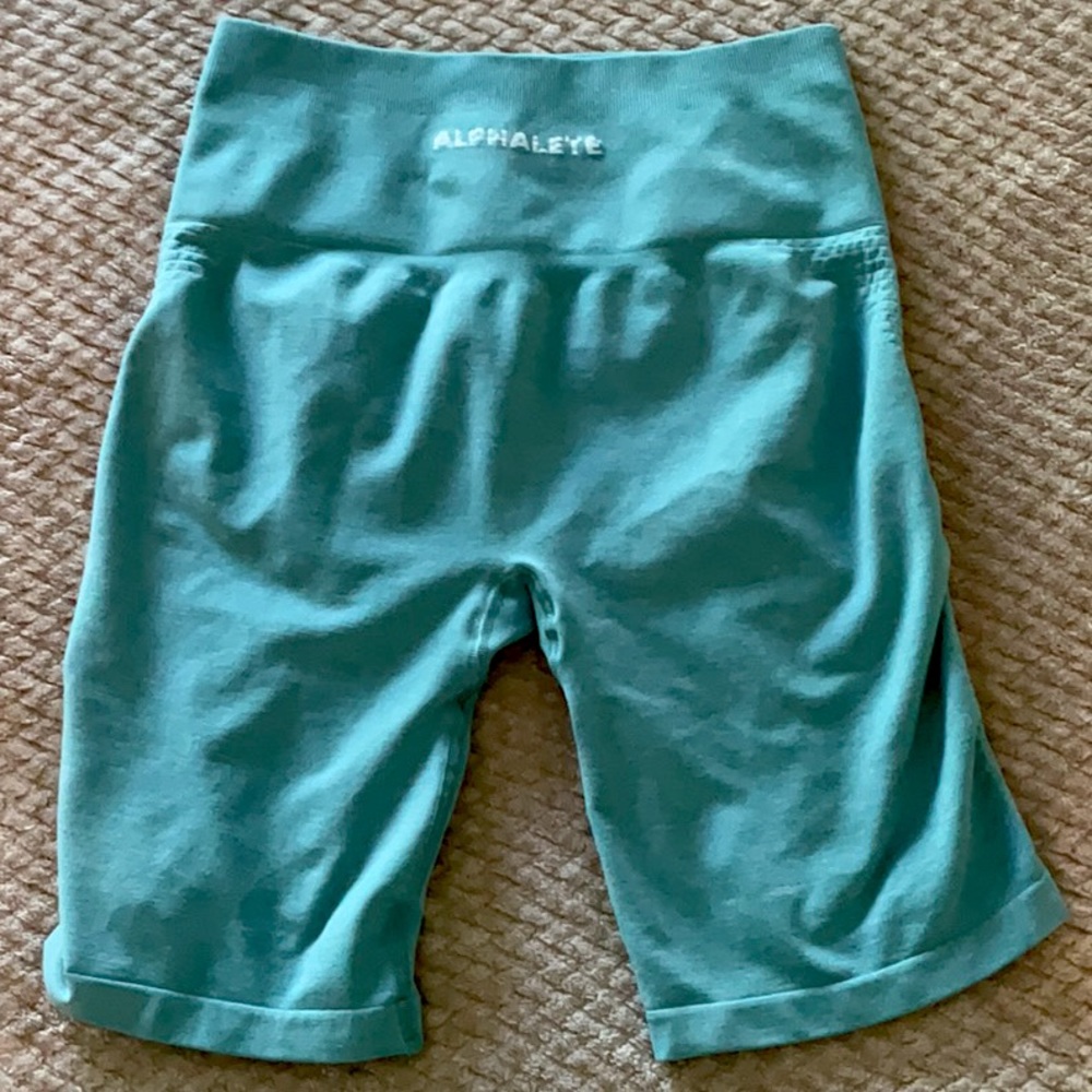 Alphalete Seamless Biker Shorts